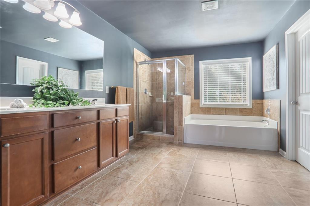 415 Eldridge Drive, Suwanee, Georgia image 16