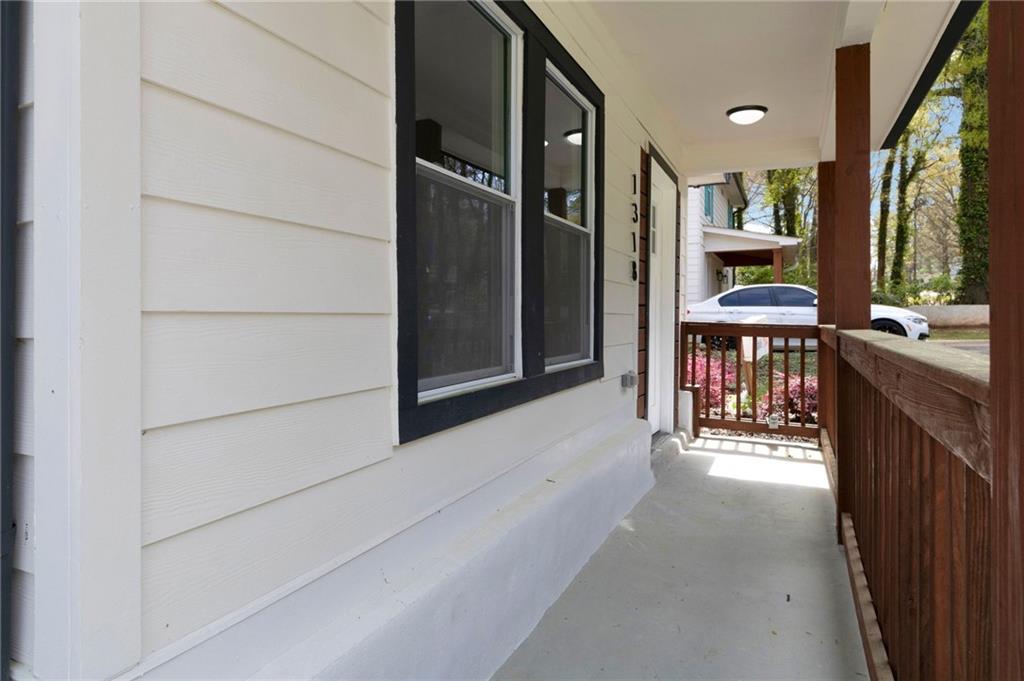 1318 Graymont Drive SW