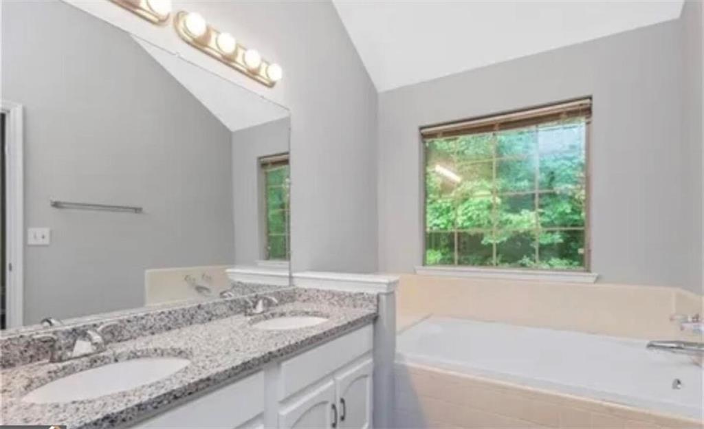 956 Forest Path
