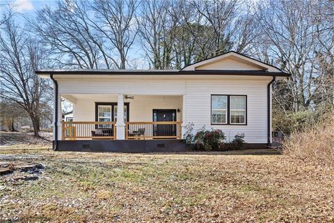 3595 South Street NW Duluth GA 30096