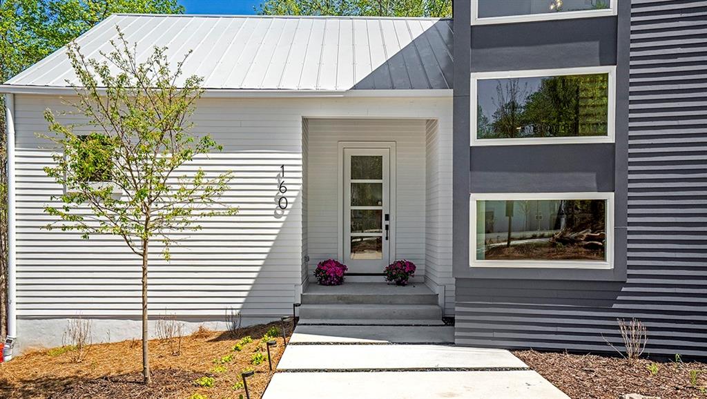 160 Cedarwood Lane