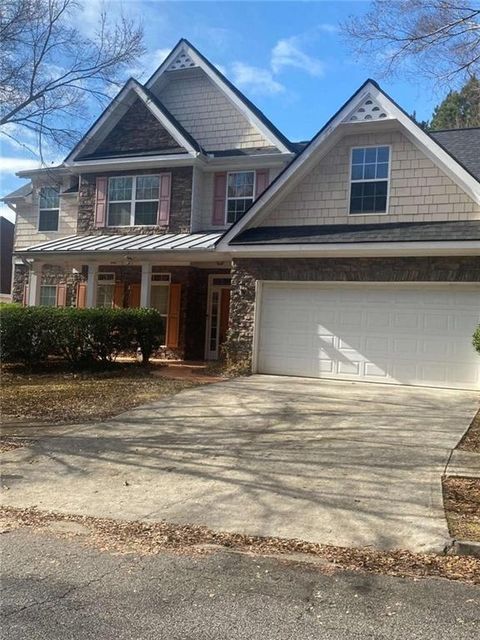 A home in Fairburn