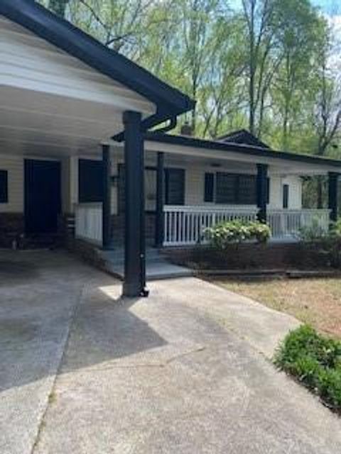 Homes For Sale - 3812 Boulder Park Drive<br/> Atlanta, GA 30331