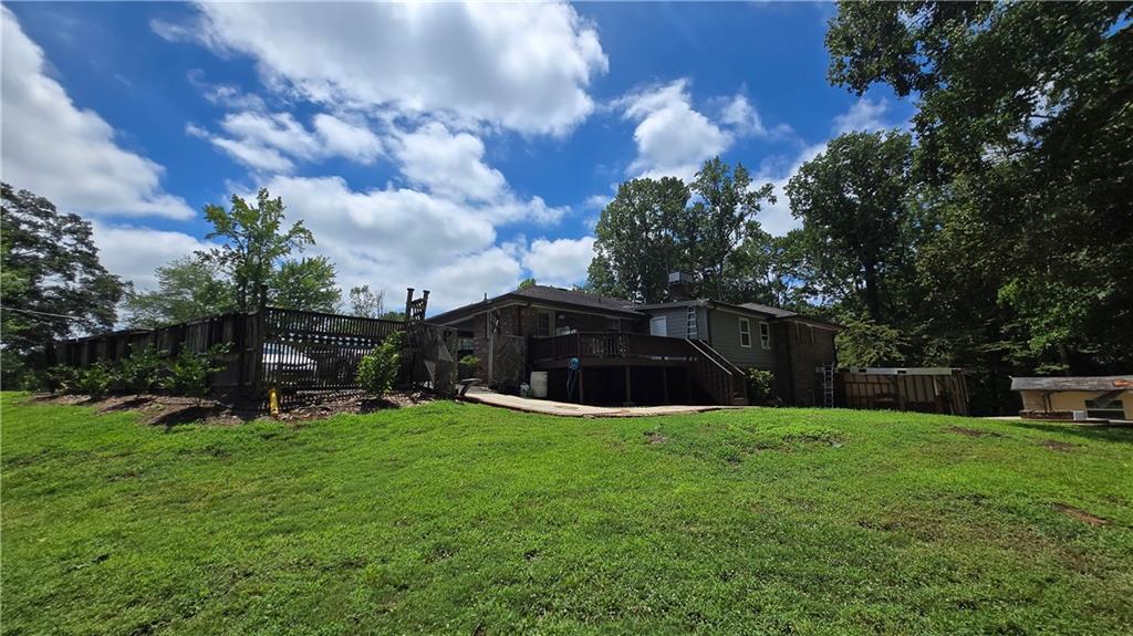 1558 Pine Circle