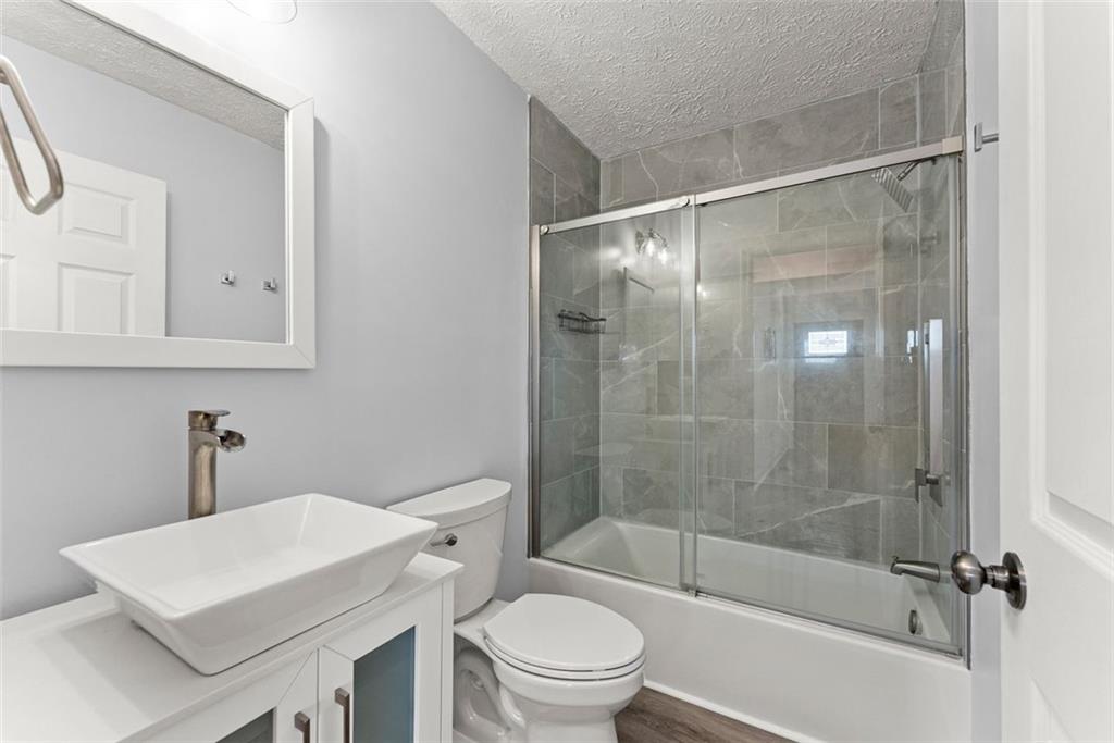 Pony Lake Estates - Residential