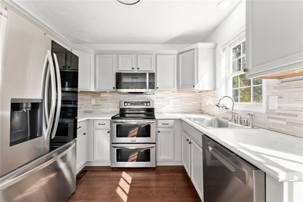 Pony Lake Estates - Residential