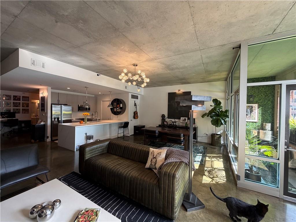 845 Spring Street NW 524