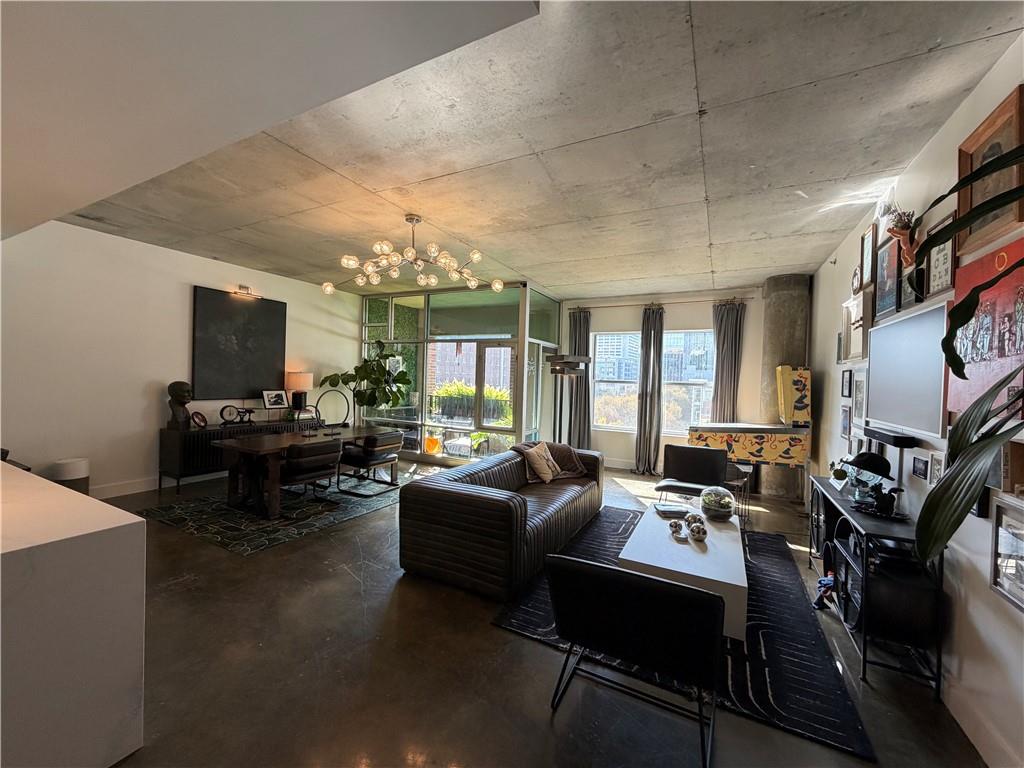 845 Spring Street NW 524