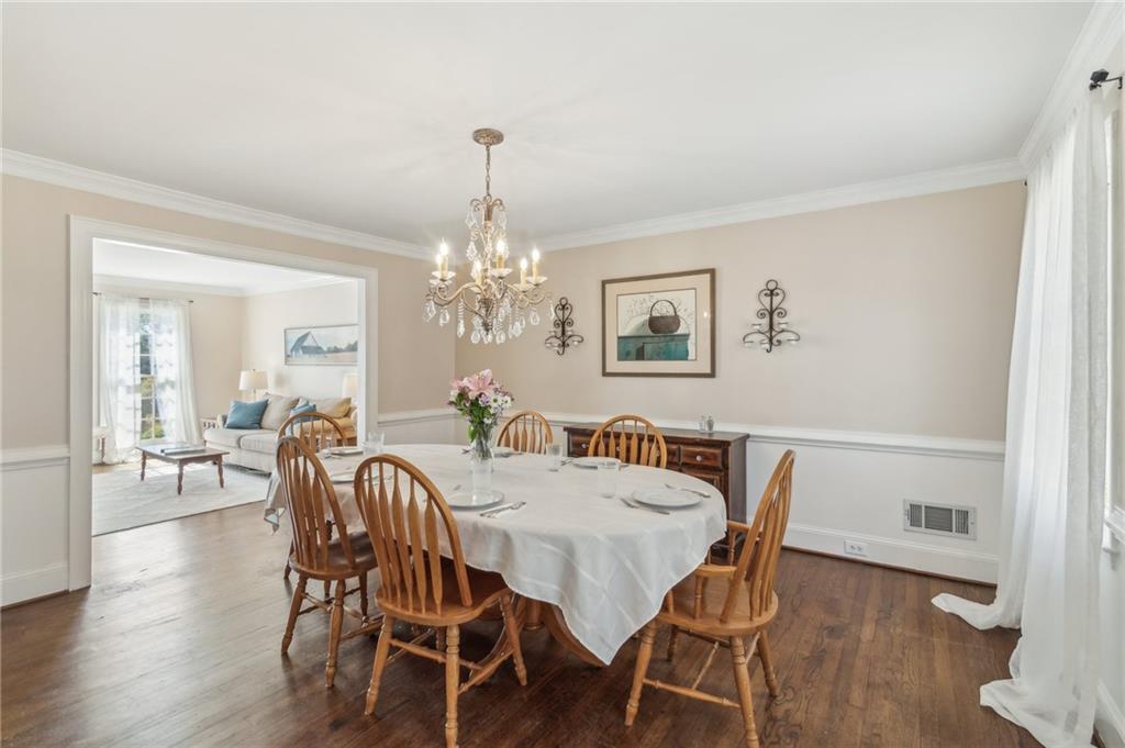 4206 Nahunta Court, Peachtree Corners, Georgia image 3