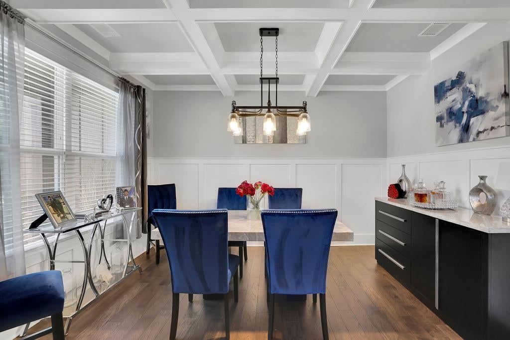 2731 Villa Irwin Chase Southwest