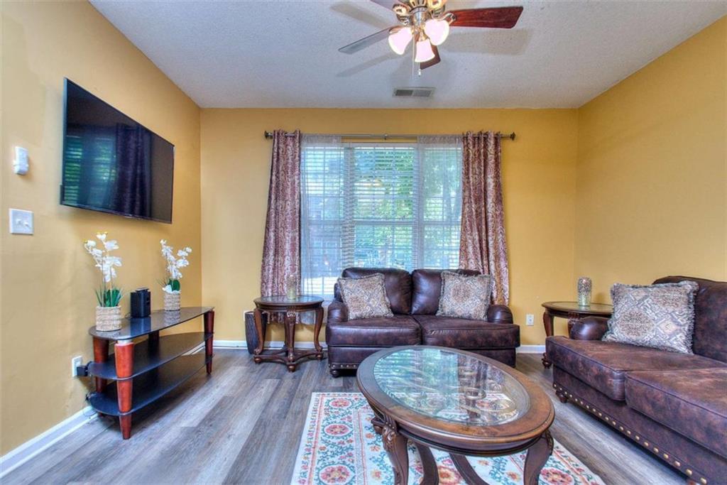 2326 Nicole Drive, Hampton, Georgia image 6