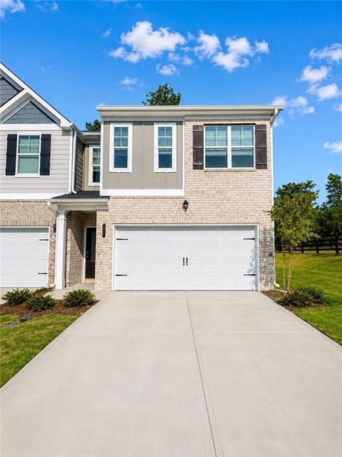 Townhouse For Sale - 6339 Warbler Court<br/> Morrow, GA 30260
