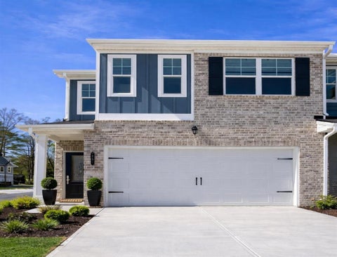 Townhouse For Sale - 6339 Warbler Court<br/> Morrow, GA 30260
