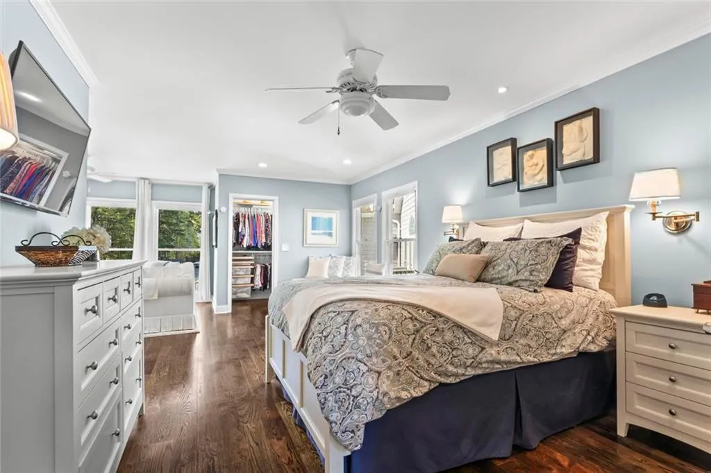 Alpharetta, Georgia 30005, United States, 4 Bedrooms Bedrooms, ,4 BathroomsBathrooms,Residential,Pending,107860