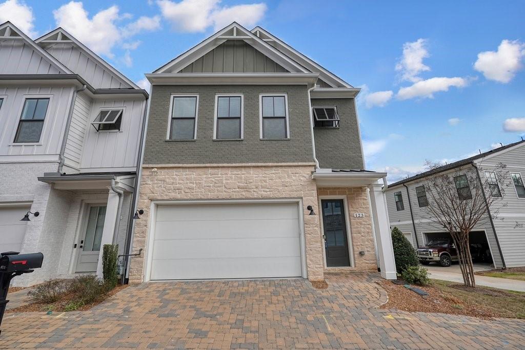 123 Village Green Avenue