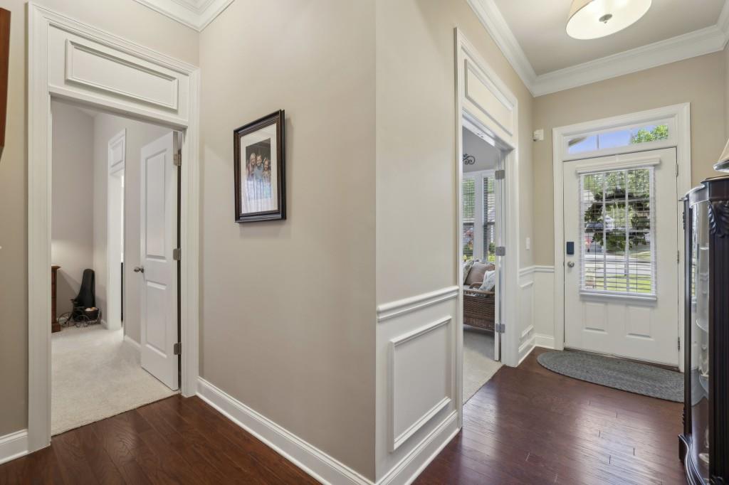 5035 Castlegate Court, Cumming, Georgia image 3