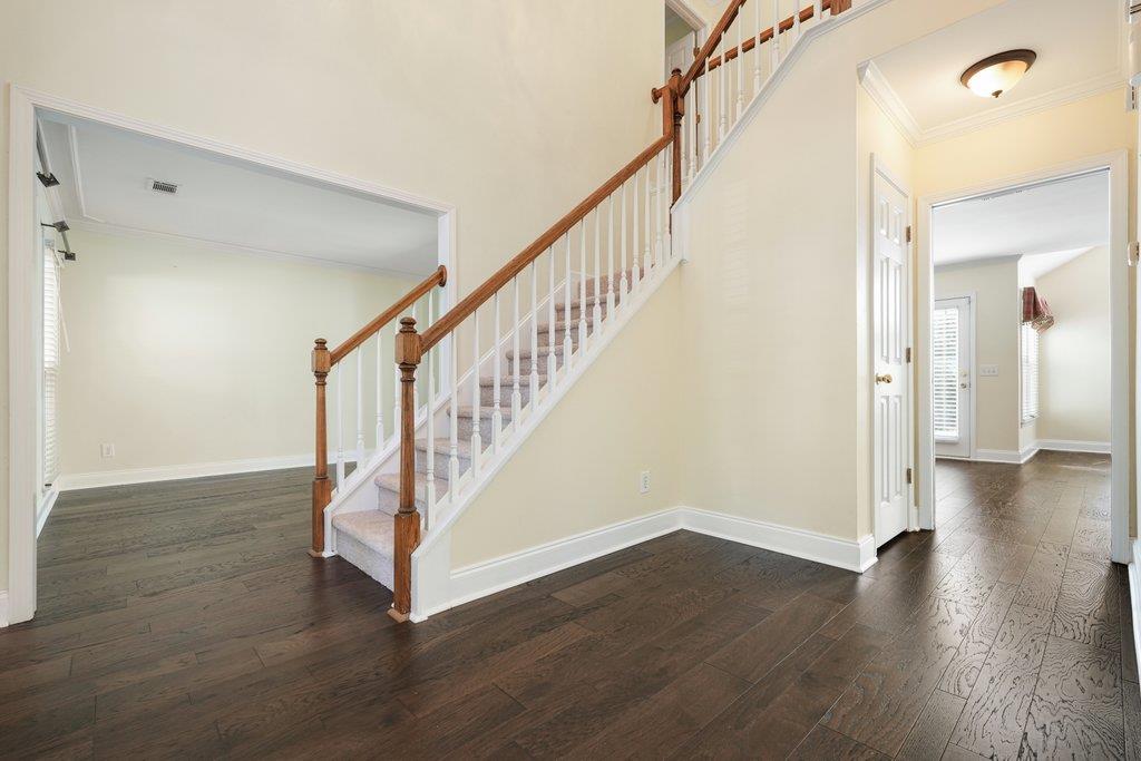 1050 Fairwood Overlook