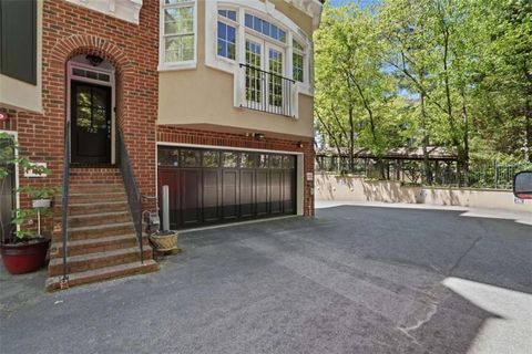 Photo of 782 Clifton Heights Lane, Atlanta, GA 30329 (MLS # 7751069)