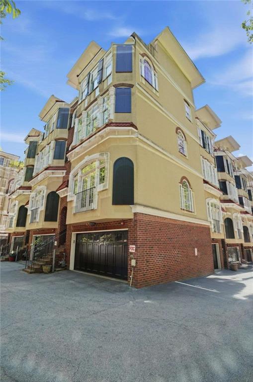 782 Clifton Heights Lane