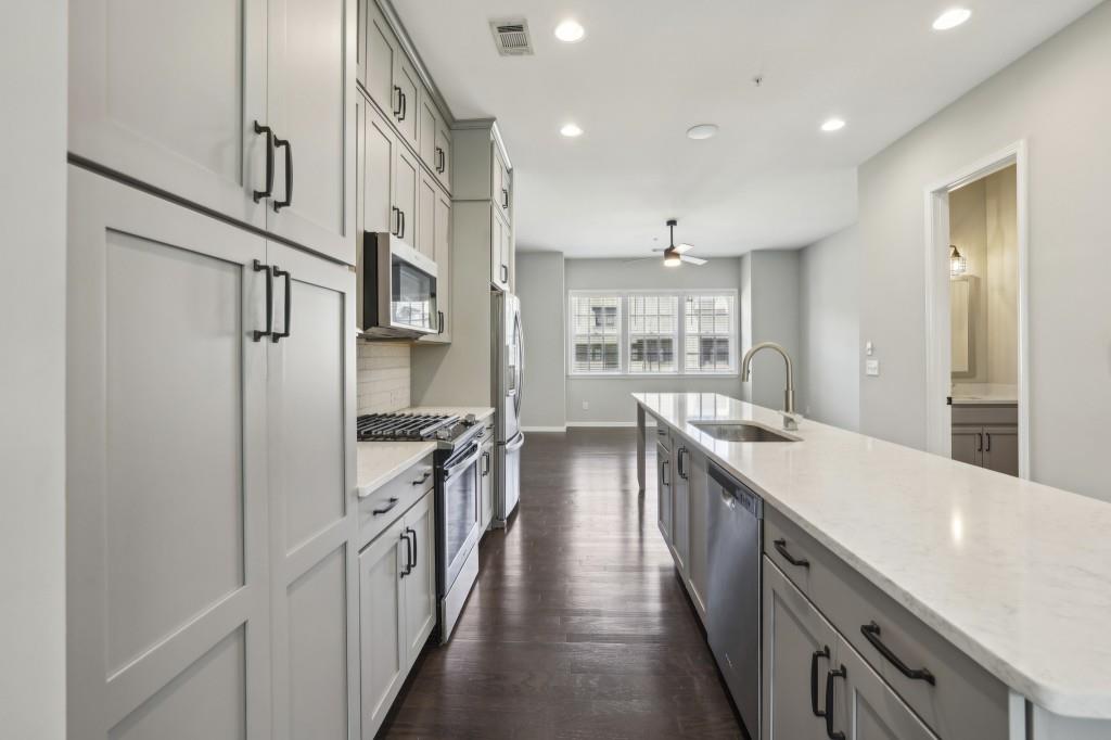 6442 Canopy Drive, Sandy Springs, Georgia image 17
