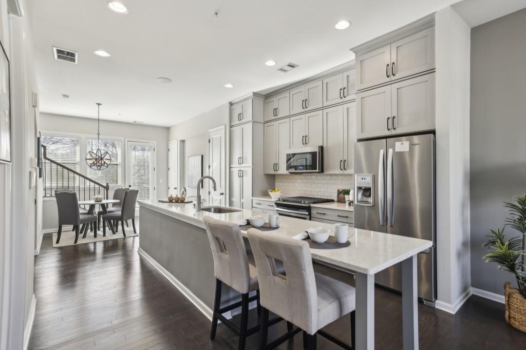 6442 Canopy Drive, Sandy Springs, Georgia image 14