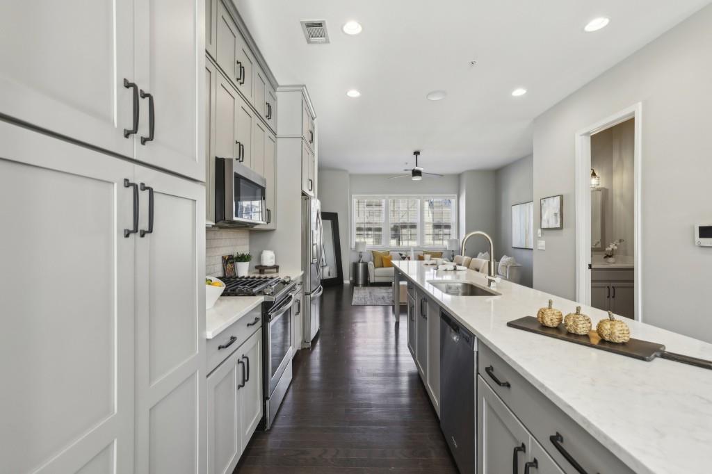 6442 Canopy Drive, Sandy Springs, Georgia image 16