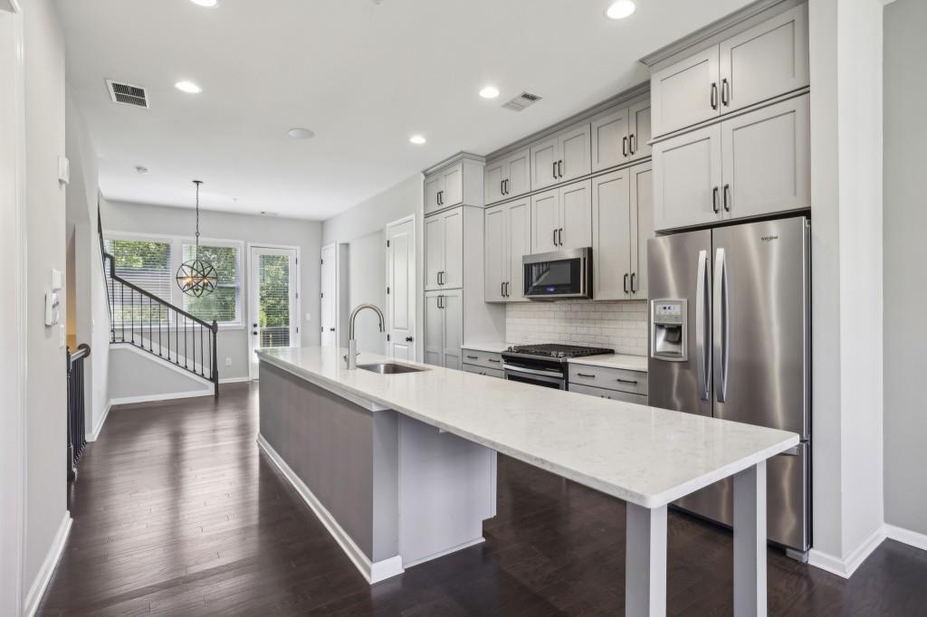 6442 Canopy Drive, Sandy Springs, Georgia image 15