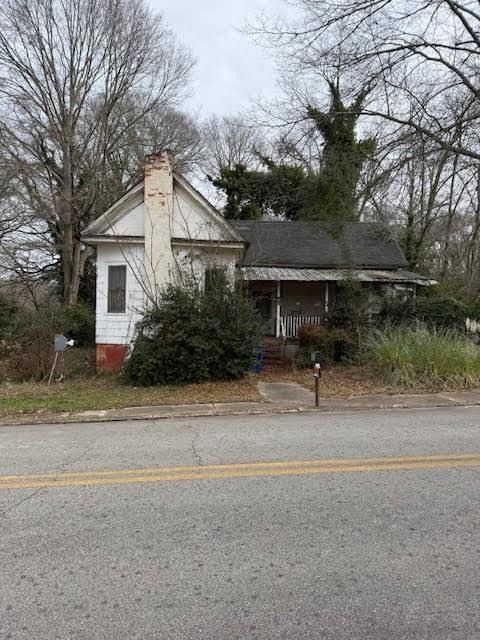 Homes For Sale - 221 Johnson Street<br/> Troup County, Hogansville, GA 30230