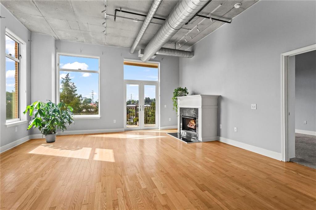 3820 Roswell Road NE 407