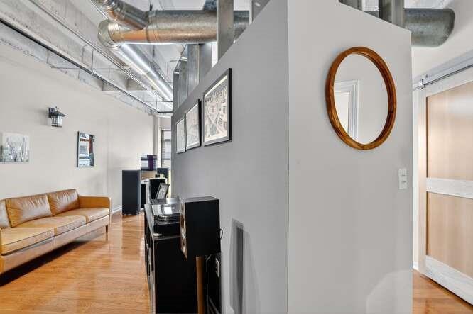 878 Peachtree Street NE 432