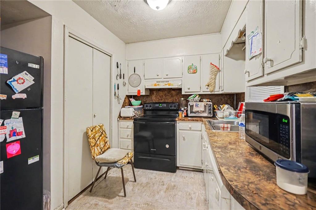 1435 Forest Villa Drive NW