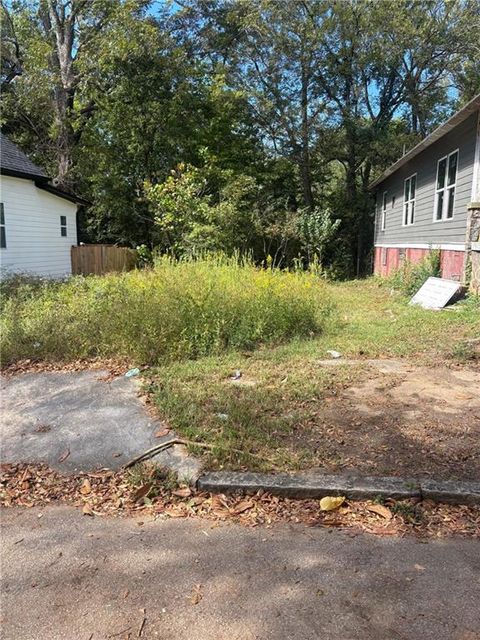 518 English Avenue NW Atlanta GA 30318
