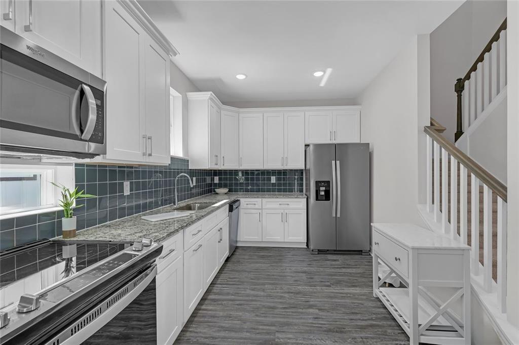 1981 Sea Cove Point NW
