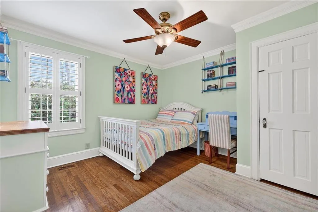 Atlanta, Georgia 30305, United States, 5 Bedrooms Bedrooms, ,3 BathroomsBathrooms,Residential,Active,206595