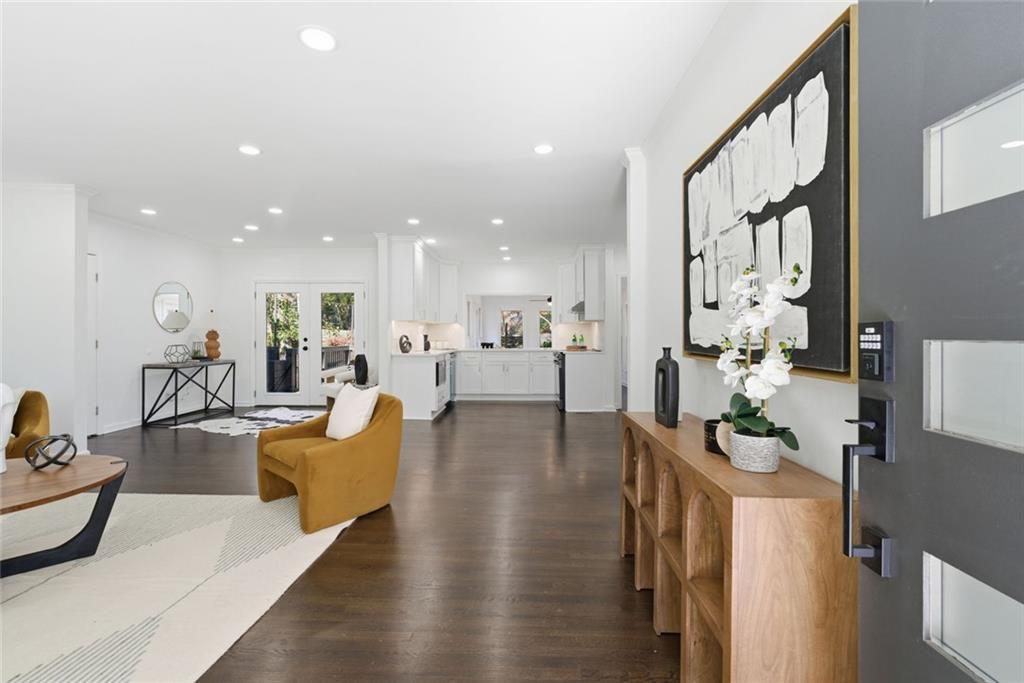 1219 Hillwood Court SE