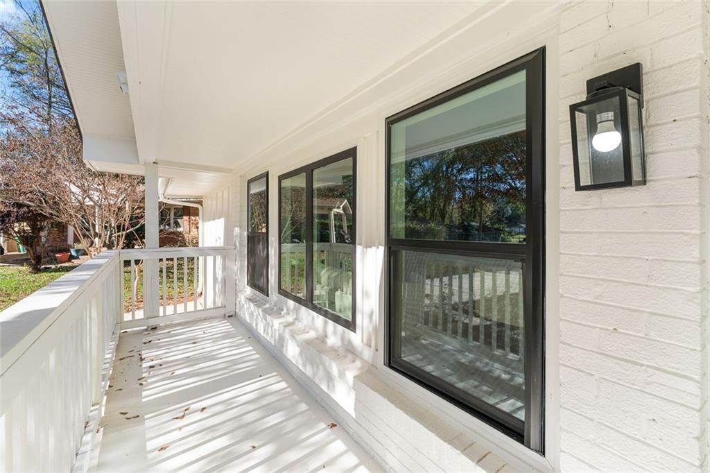 1219 Hillwood Court SE