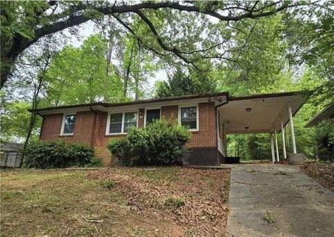 767 Vinson Place Atlanta GA 30315