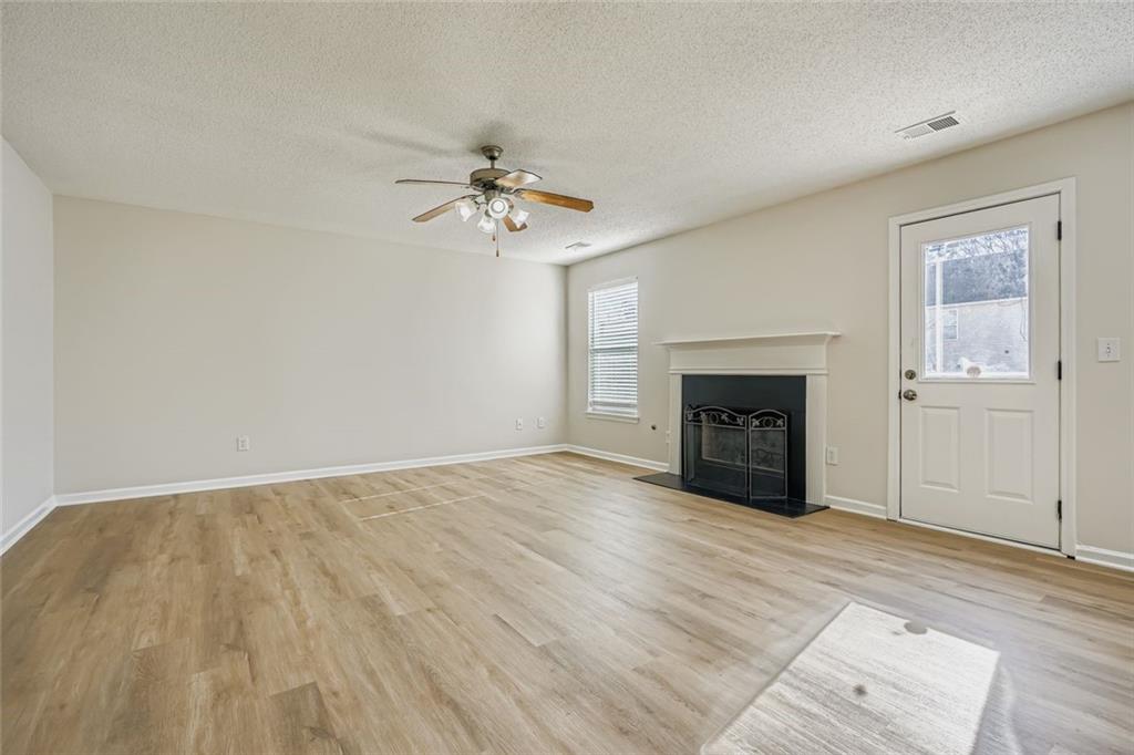 6068 Trotters Circle