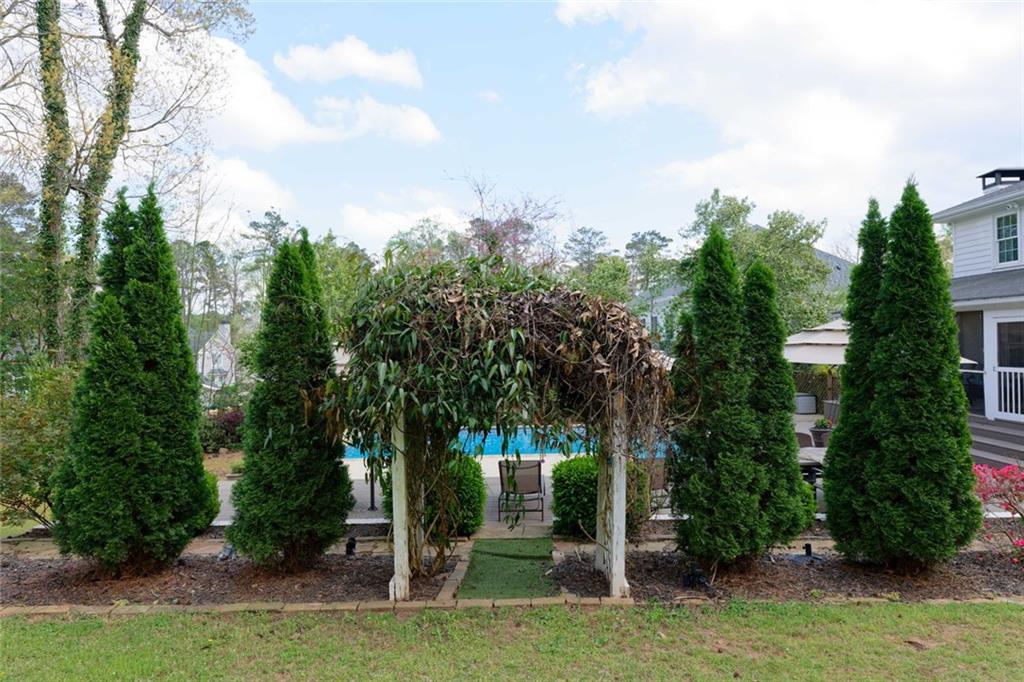 3811 Valley Green Drive, Marietta, Georgia image 9