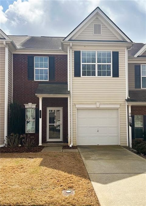 Townhouse For Sale - 257 Azalea Circle<br/> Cumming, GA 30040
