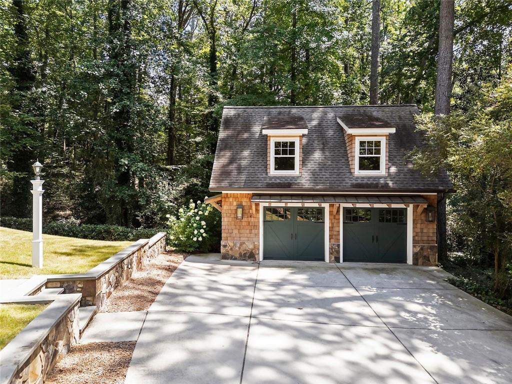 4555 Jettridge Drive NW