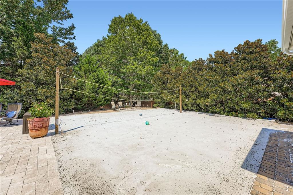 405 Dogwood Way
