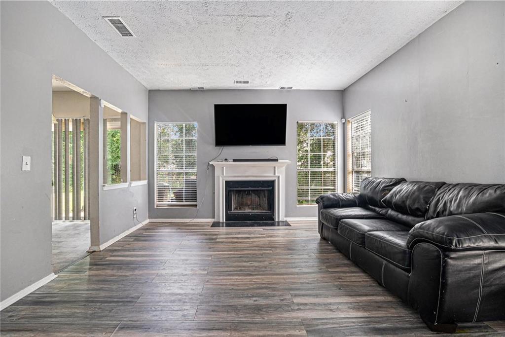 6279 Marbut Farms Road, Lithonia, Georgia image 5