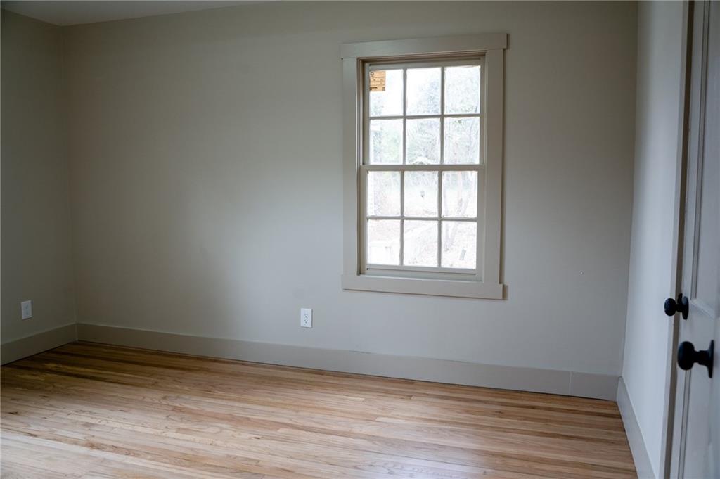 1395 Winburn Drive, East Point, Georgia image 31