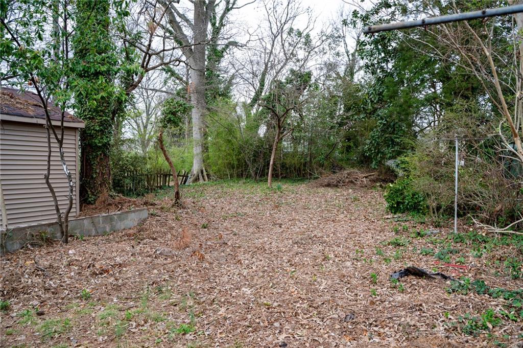 1395 Winburn Drive, East Point, Georgia image 40