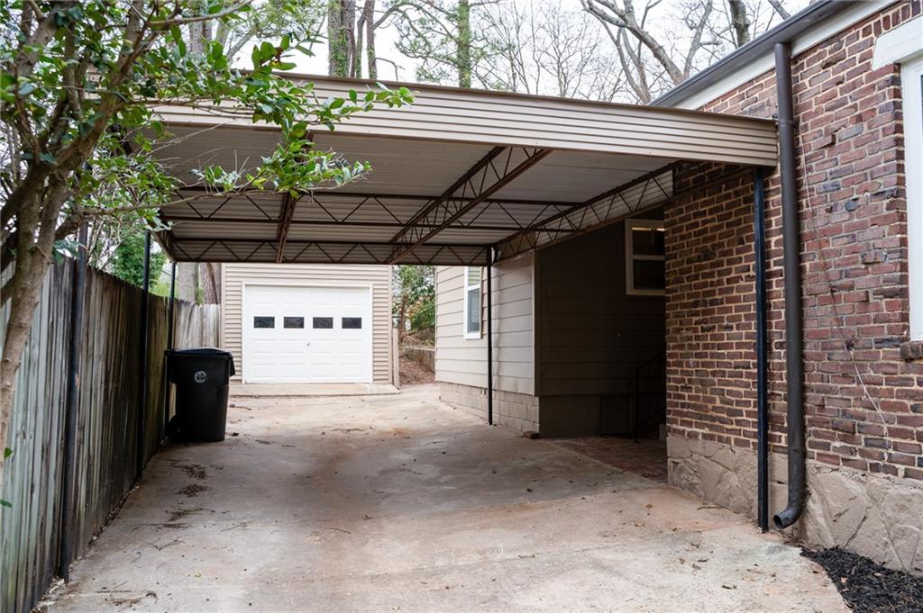 1395 Winburn Drive, East Point, Georgia image 37