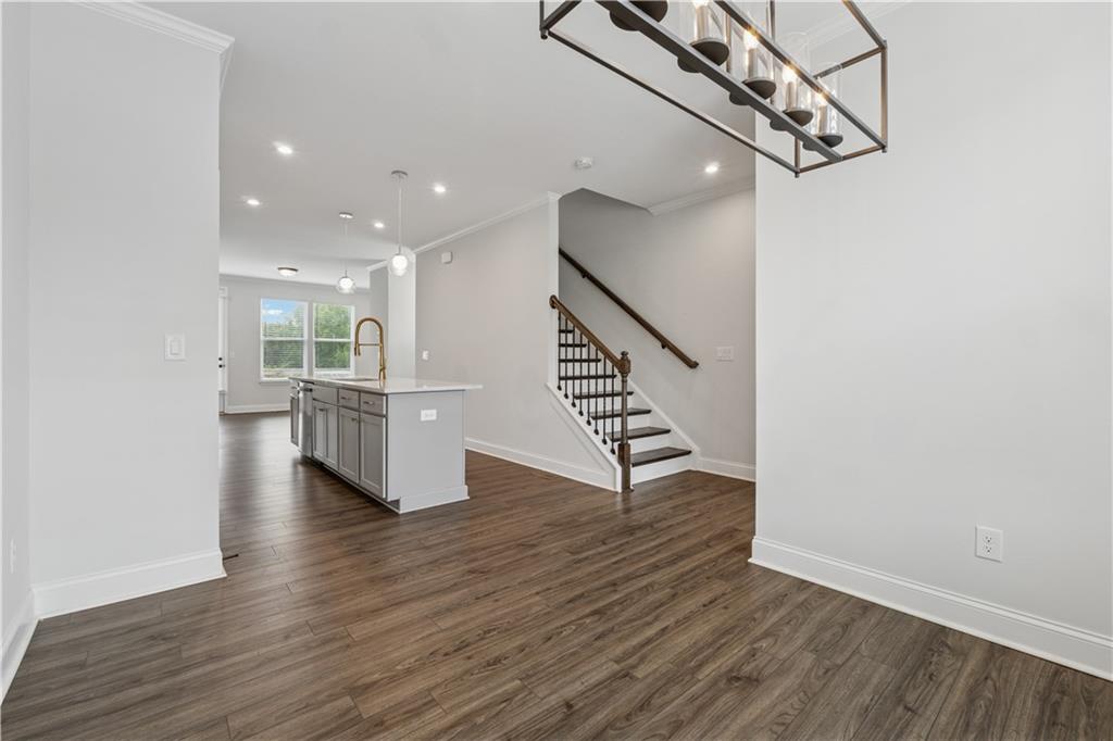 2631 Creekside Drive, Atlanta, Georgia image 4
