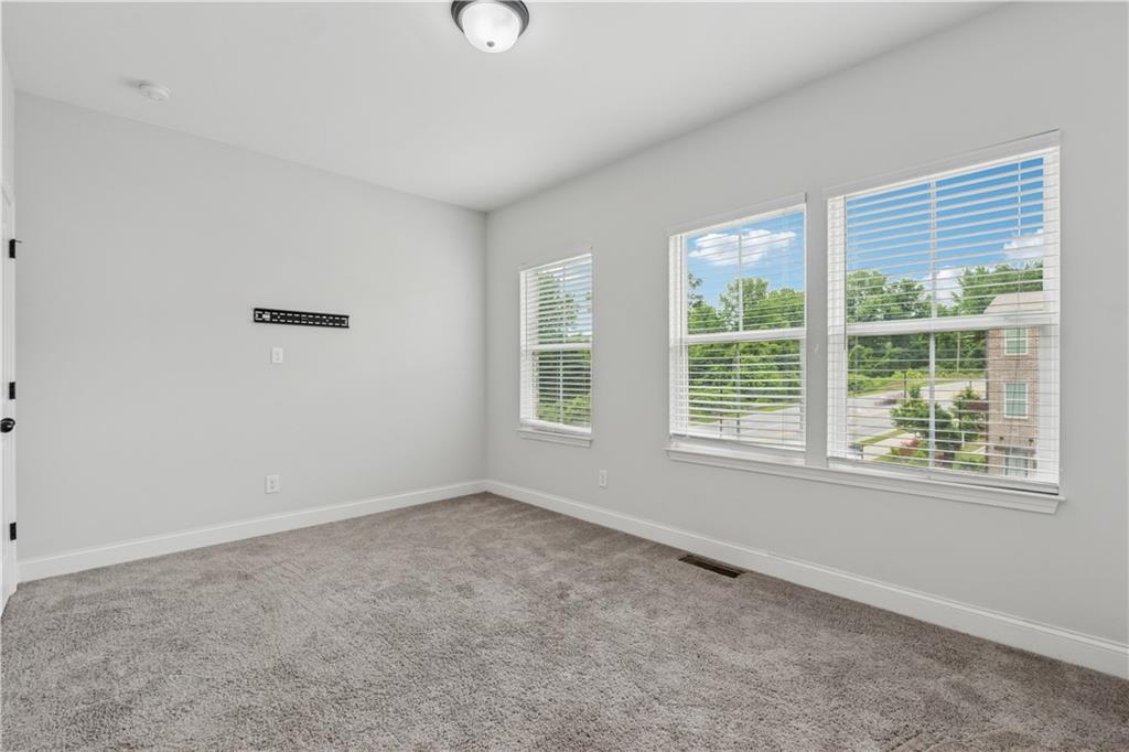 2631 Creekside Drive, Atlanta, Georgia image 13