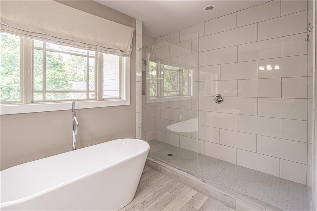 2675 Sugar Mill Drive, Atlanta, Georgia image 22