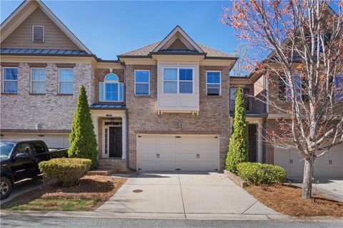 7630 Glisten Avenue Atlanta GA 30328